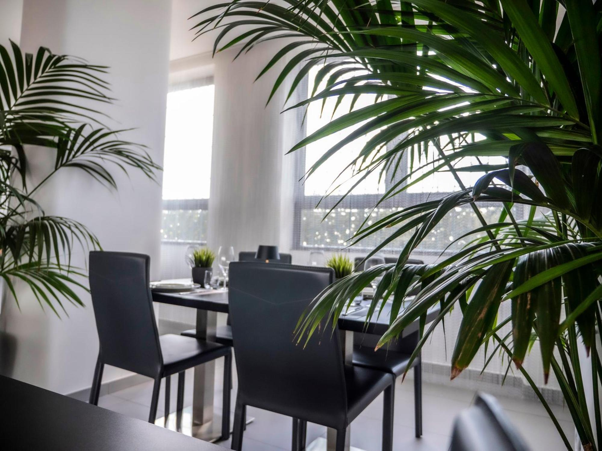 Loto Business Hotel Rom Exteriör bild